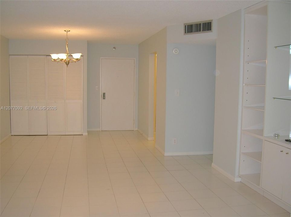 For Rent: $2,500 (2 beds, 2 baths, 1104 Square Feet)