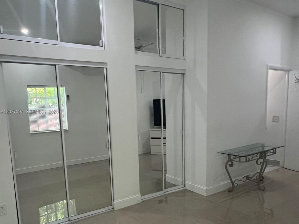 En Renta: $1,650 (0 camas, 1 baños, 1592 Pies cuadrados)