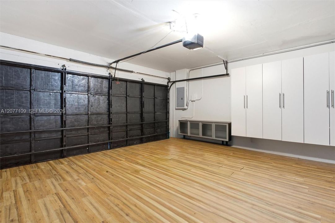 For Rent: $6,700 (3 beds, 2 baths, 1919 Square Feet)