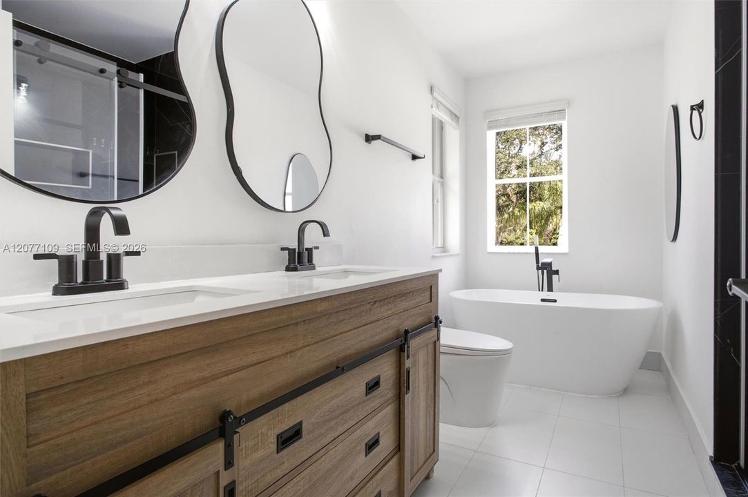 For Rent: $6,700 (3 beds, 2 baths, 1919 Square Feet)