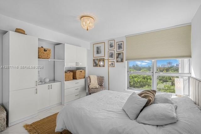 For Rent: $3,895 (2 beds, 2 baths, 1380 Square Feet)