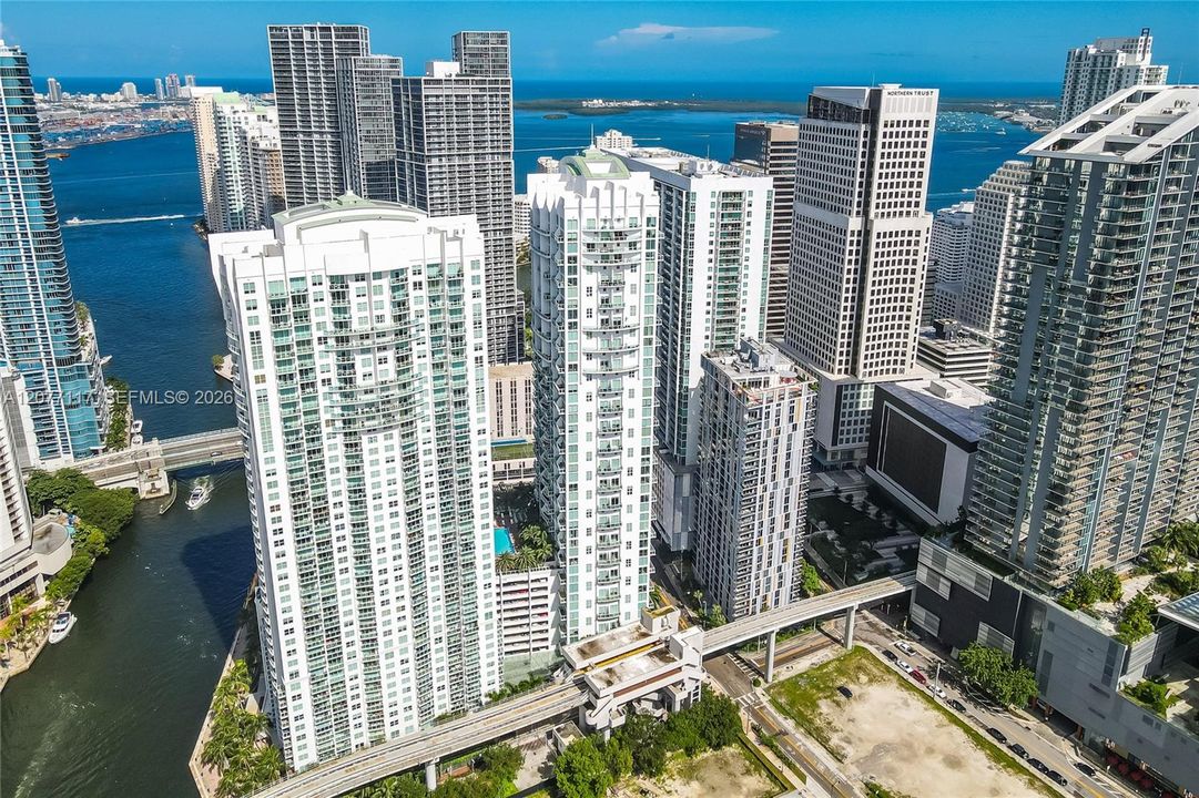 For Rent: $4,250 (2 beds, 2 baths, 1510 Square Feet)