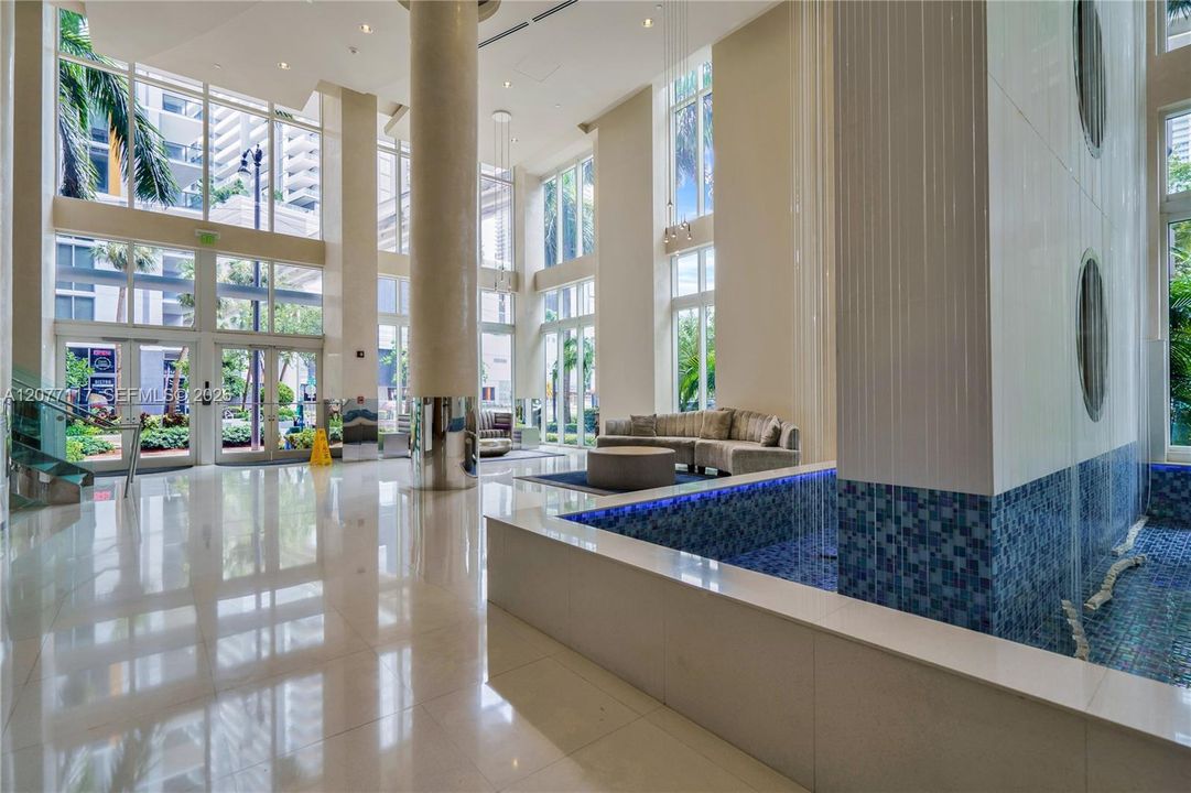 For Rent: $4,250 (2 beds, 2 baths, 1510 Square Feet)
