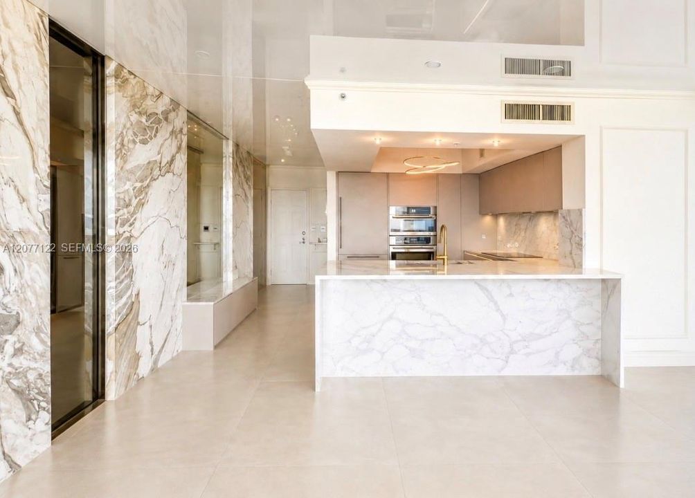 В аренду: $7,750 (2 спален, 2 ванн, 1423 Квадратных фут)