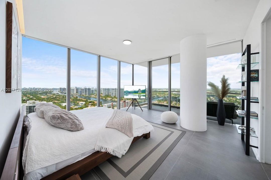 For Sale: $4,500,000 (4 beds, 3 baths, 2549 Square Feet)
