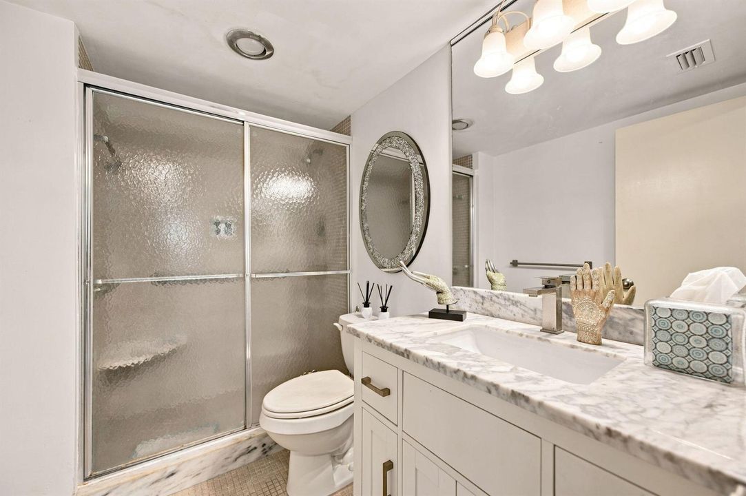 23-web-or-mls-3430-galt-ocean-dr-911
