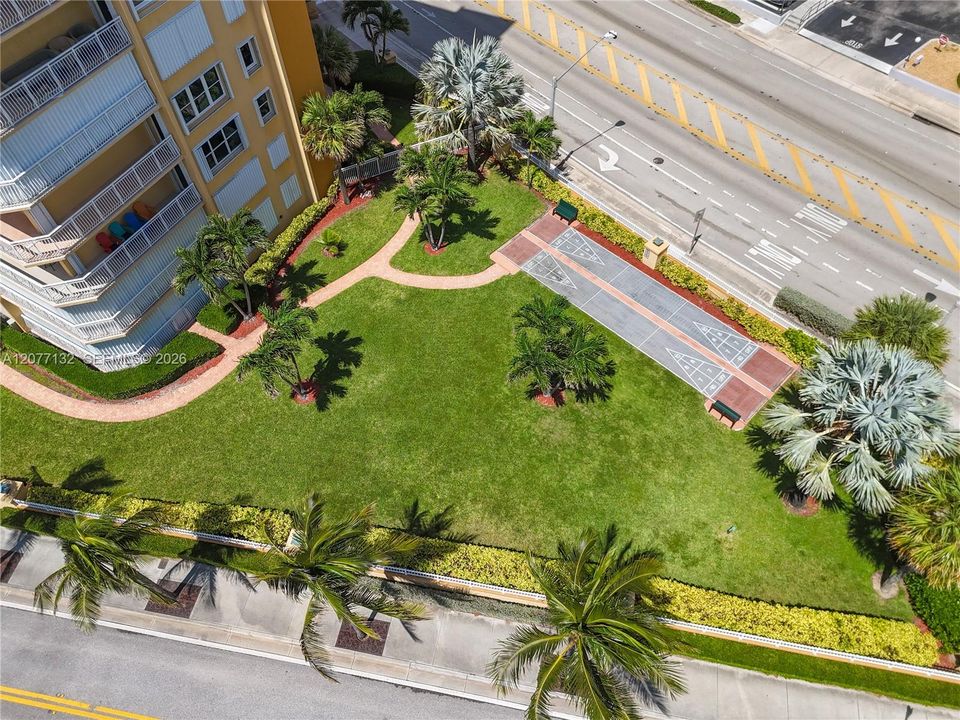 En Venta: $649,000 (2 camas, 2 baños, 1290 Pies cuadrados)