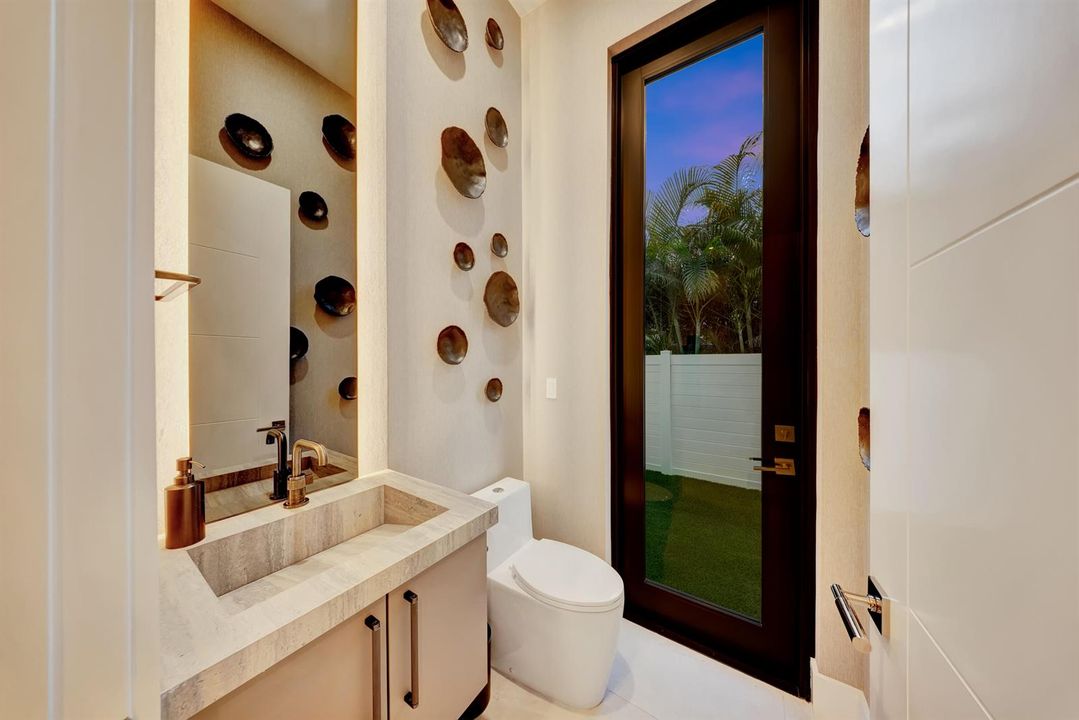Cabana Bath