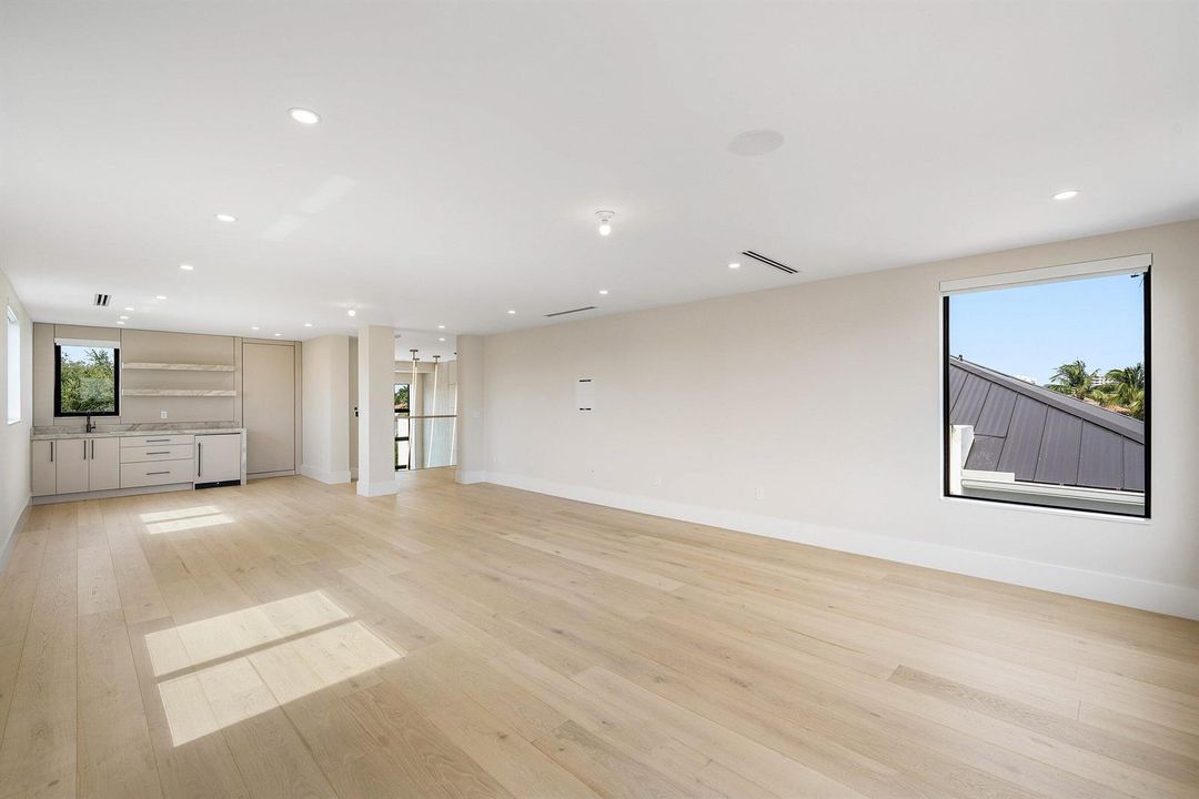3rd Floor Loft