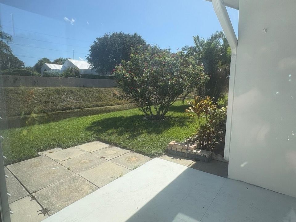 photo3