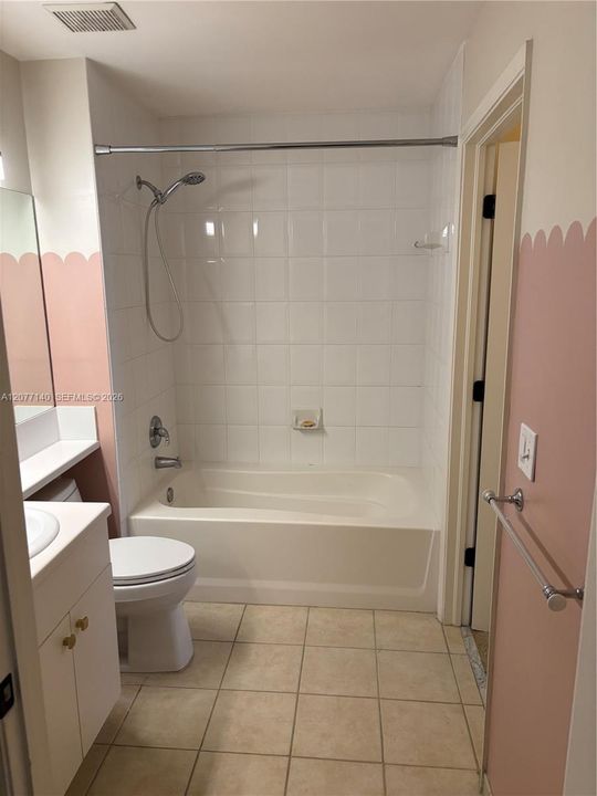 В аренду: $2,800 (2 спален, 2 ванн, 1130 Квадратных фут)