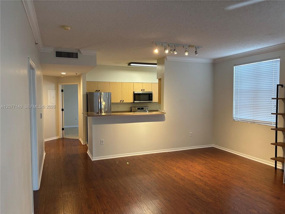 В аренду: $2,800 (2 спален, 2 ванн, 1130 Квадратных фут)