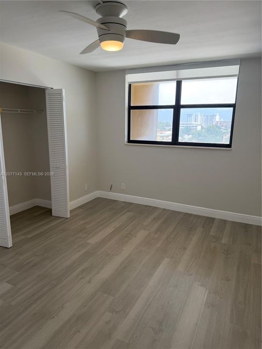 For Rent: $2,600 (2 beds, 2 baths, 933 Square Feet)