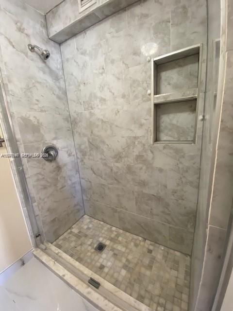 For Rent: $3,000 (2 beds, 2 baths, 1104 Square Feet)