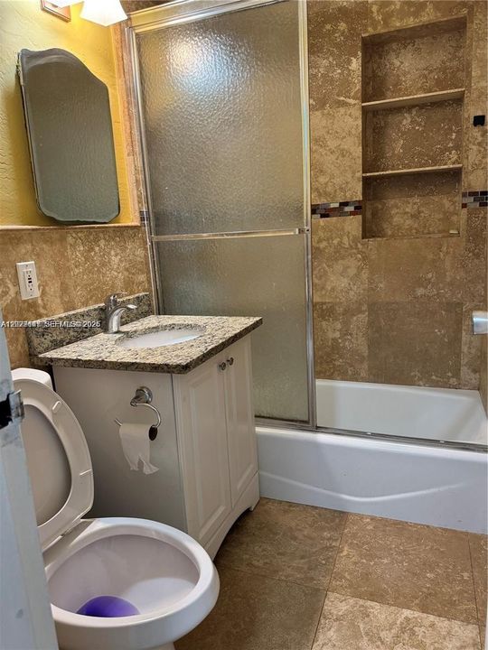 For Rent: $3,000 (2 beds, 2 baths, 1104 Square Feet)