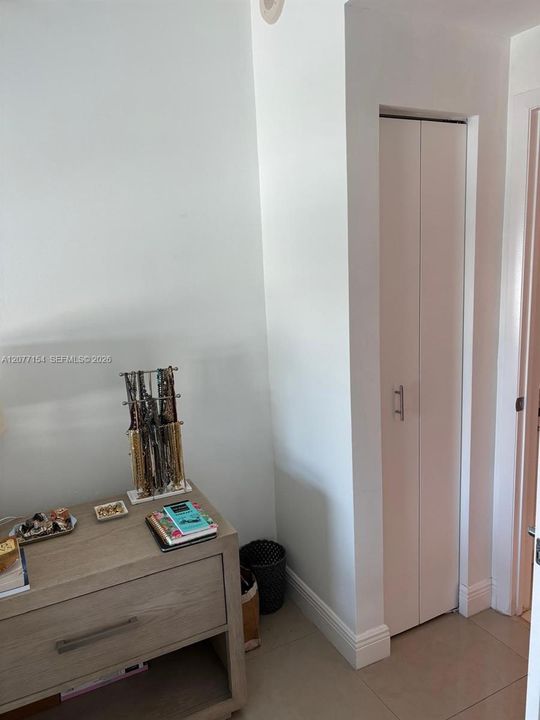 En Renta: $2,750 (1 camas, 1 baños, 736 Pies cuadrados)