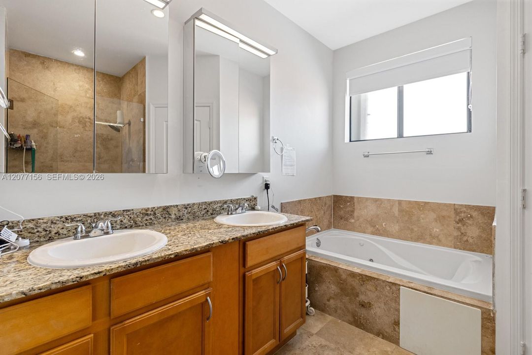 For Sale: $1,290,000 (3 beds, 3 baths, 2167 Square Feet)