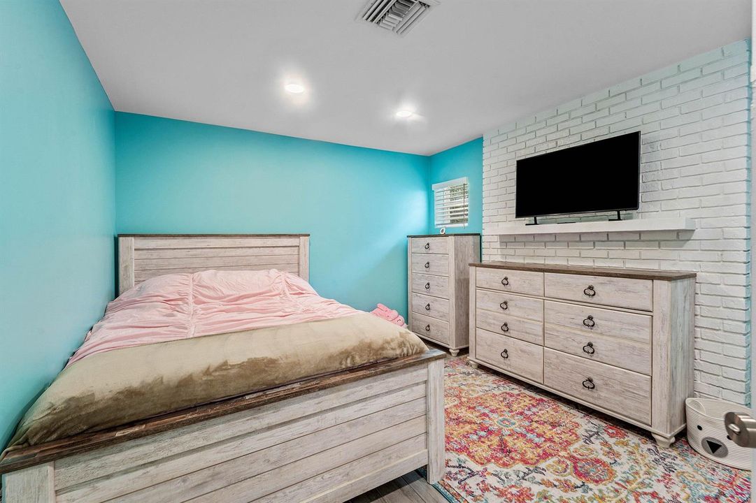 023-4619CoconutBoulevard-WestPalmBeach-F
