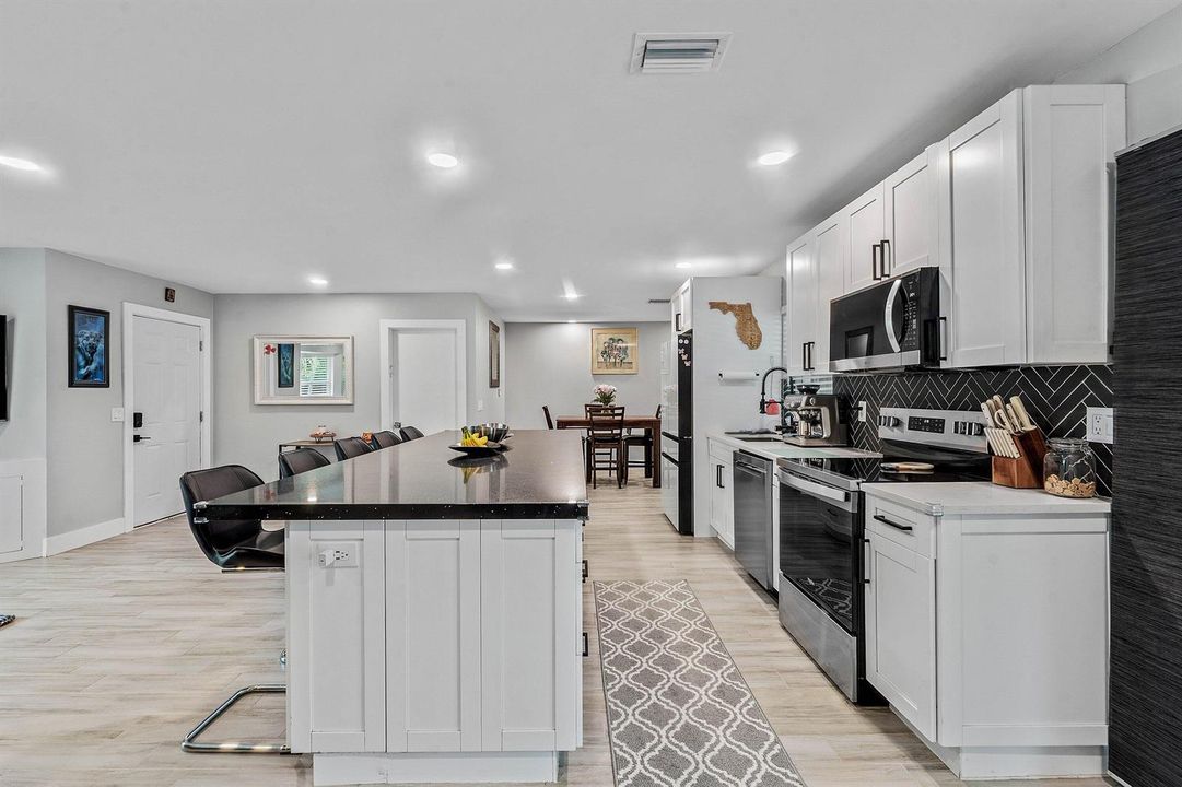 013-4619CoconutBoulevard-WestPalmBeach-F