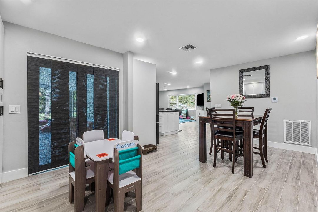 015-4619CoconutBoulevard-WestPalmBeach-F