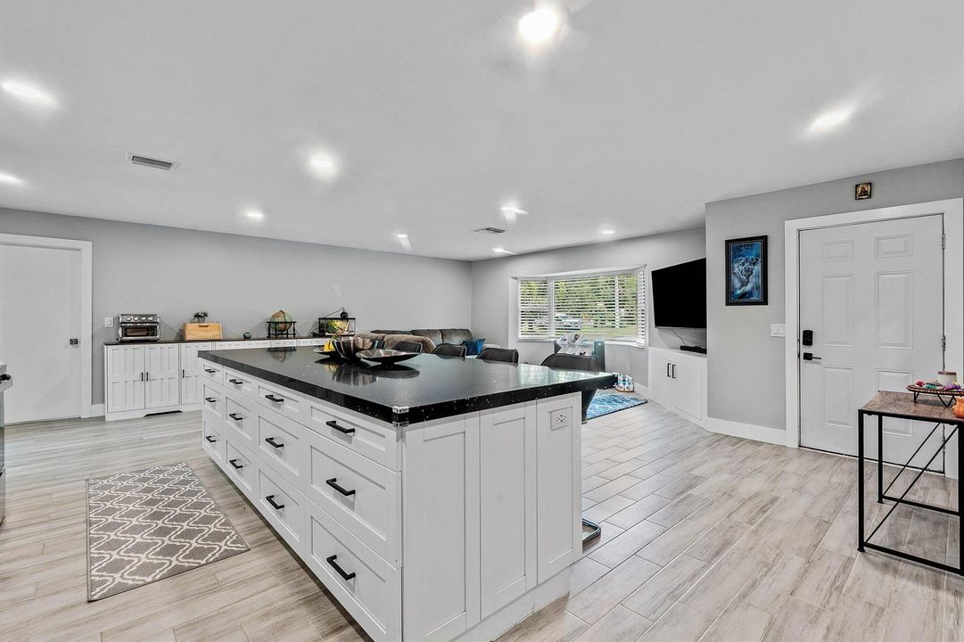 009-4619CoconutBoulevard-WestPalmBeach-F