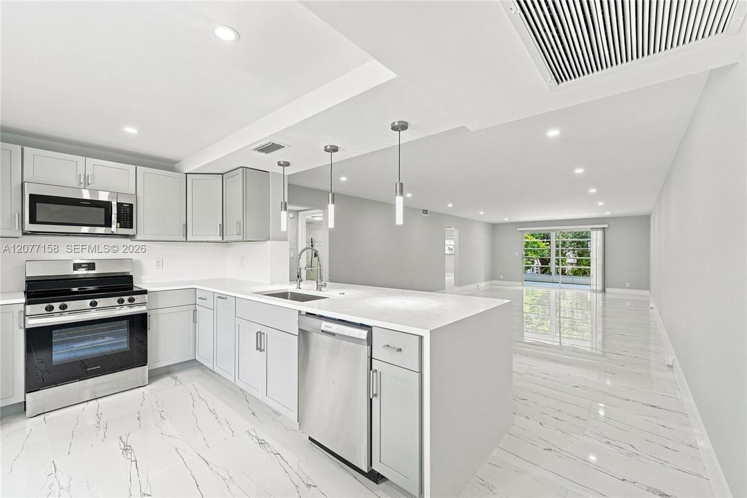 En Venta: $324,900 (2 camas, 2 baños, 1291 Pies cuadrados)
