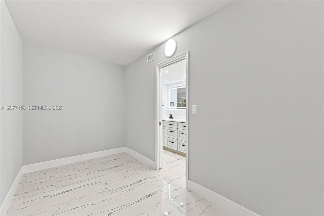 En Venta: $324,900 (2 camas, 2 baños, 1291 Pies cuadrados)