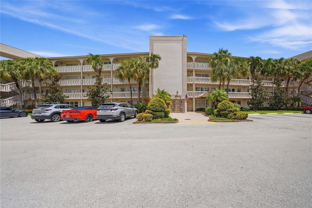 En Venta: $324,900 (2 camas, 2 baños, 1291 Pies cuadrados)