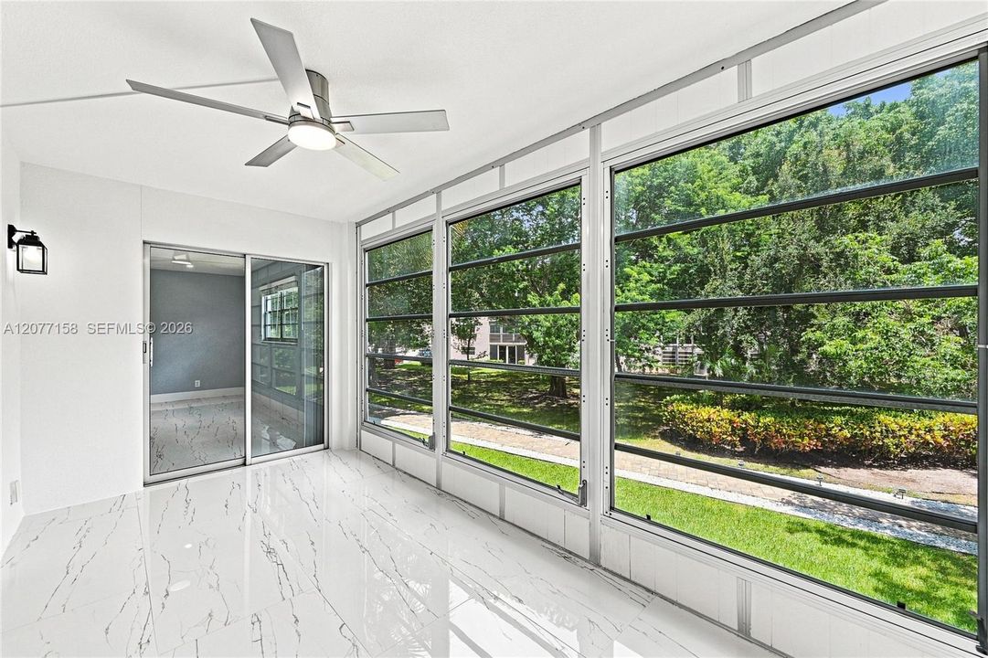 En Venta: $324,900 (2 camas, 2 baños, 1291 Pies cuadrados)