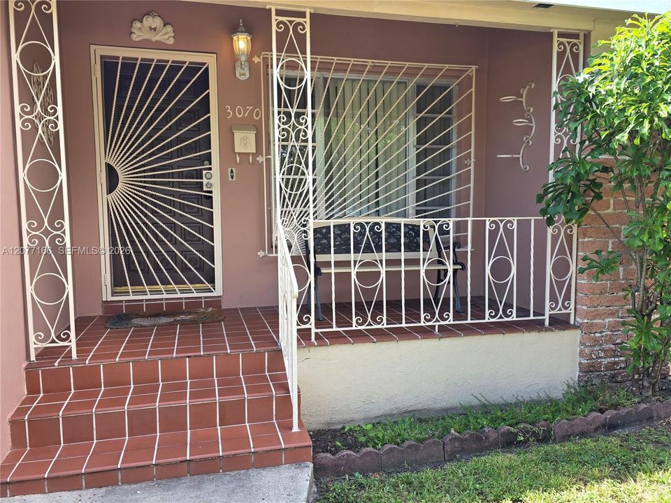 En Venta: $609,995 (3 camas, 2 baños, 1491 Pies cuadrados)