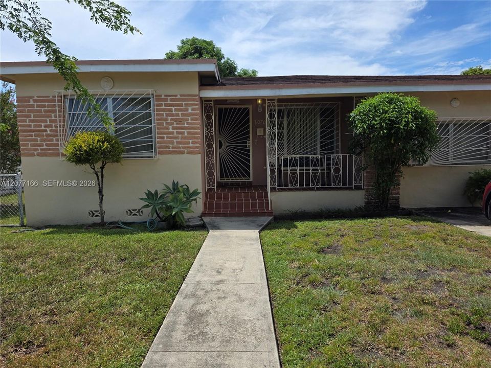 En Venta: $609,995 (3 camas, 2 baños, 1491 Pies cuadrados)