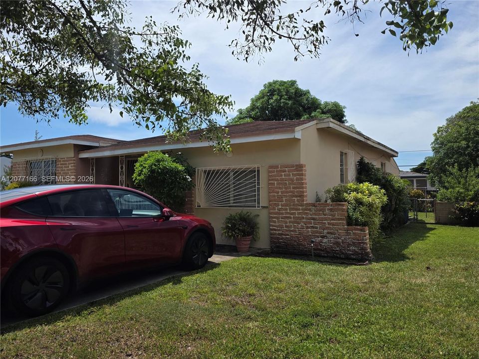 En Venta: $609,995 (3 camas, 2 baños, 1491 Pies cuadrados)