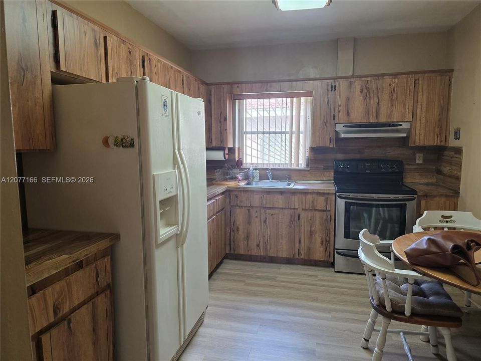 En Venta: $609,995 (3 camas, 2 baños, 1491 Pies cuadrados)