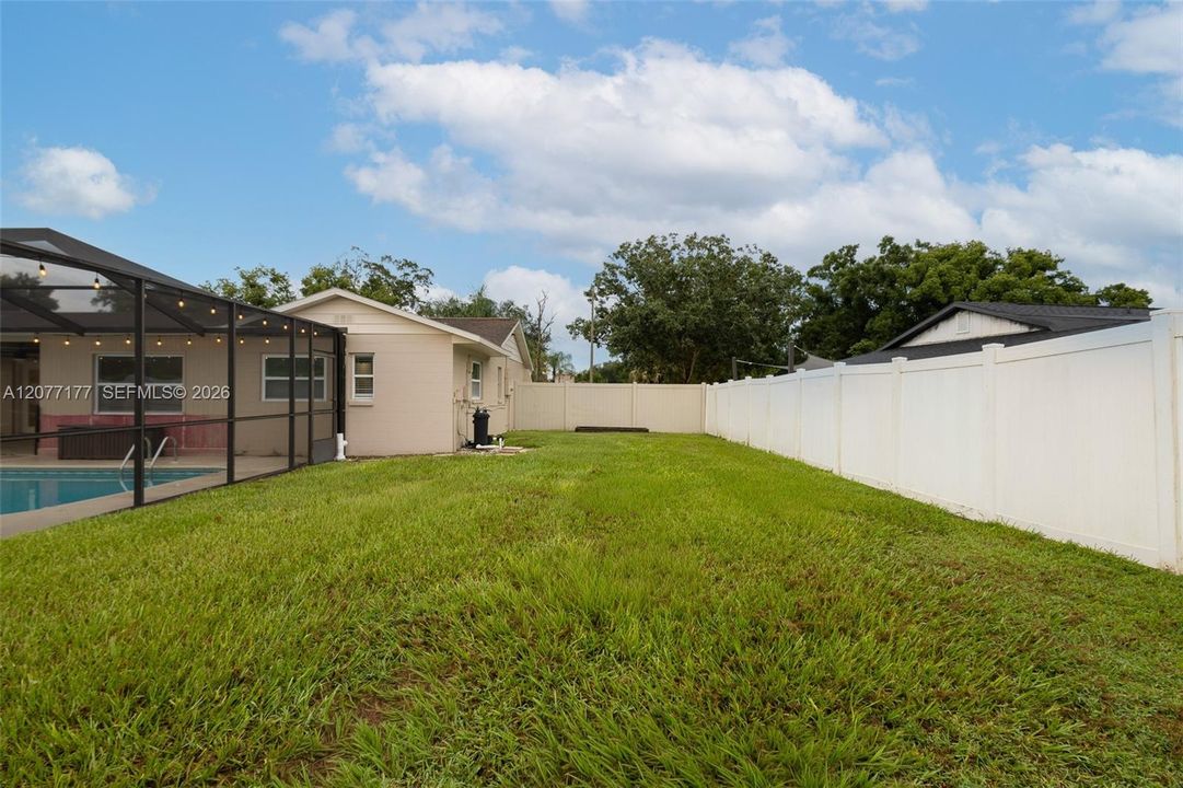 En Venta: $415,000 (3 camas, 2 baños, 1612 Pies cuadrados)