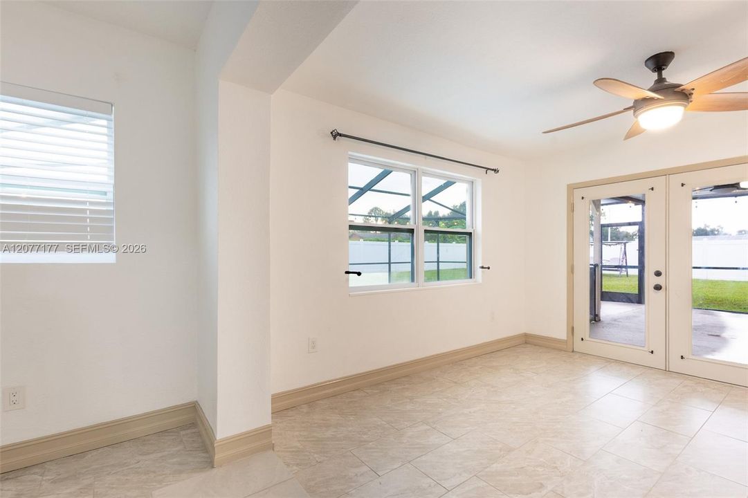 En Venta: $415,000 (3 camas, 2 baños, 1612 Pies cuadrados)