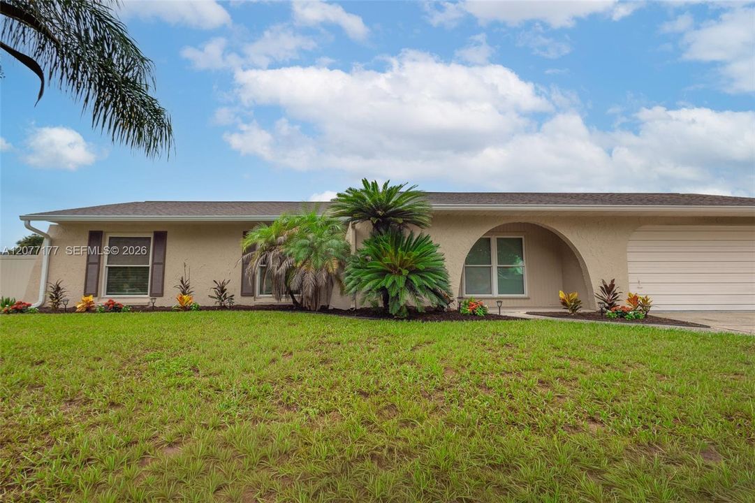 En Venta: $415,000 (3 camas, 2 baños, 1612 Pies cuadrados)