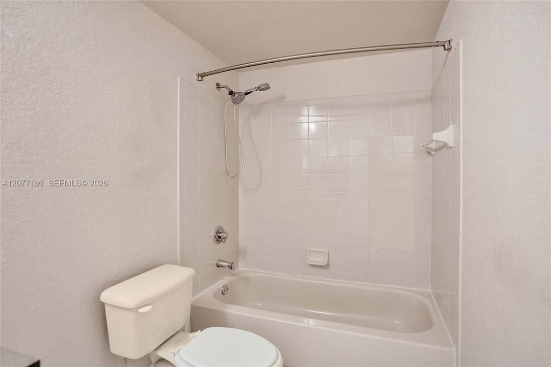 En Venta: $200,000 (1 camas, 1 baños, 878 Pies cuadrados)