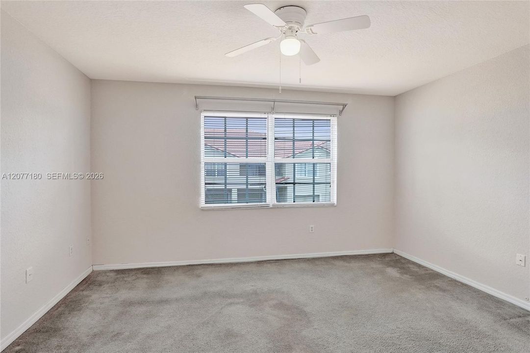 En Venta: $200,000 (1 camas, 1 baños, 878 Pies cuadrados)