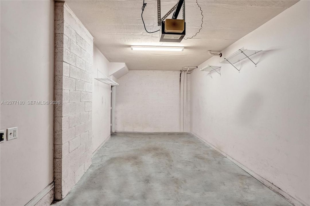 En Venta: $200,000 (1 camas, 1 baños, 878 Pies cuadrados)