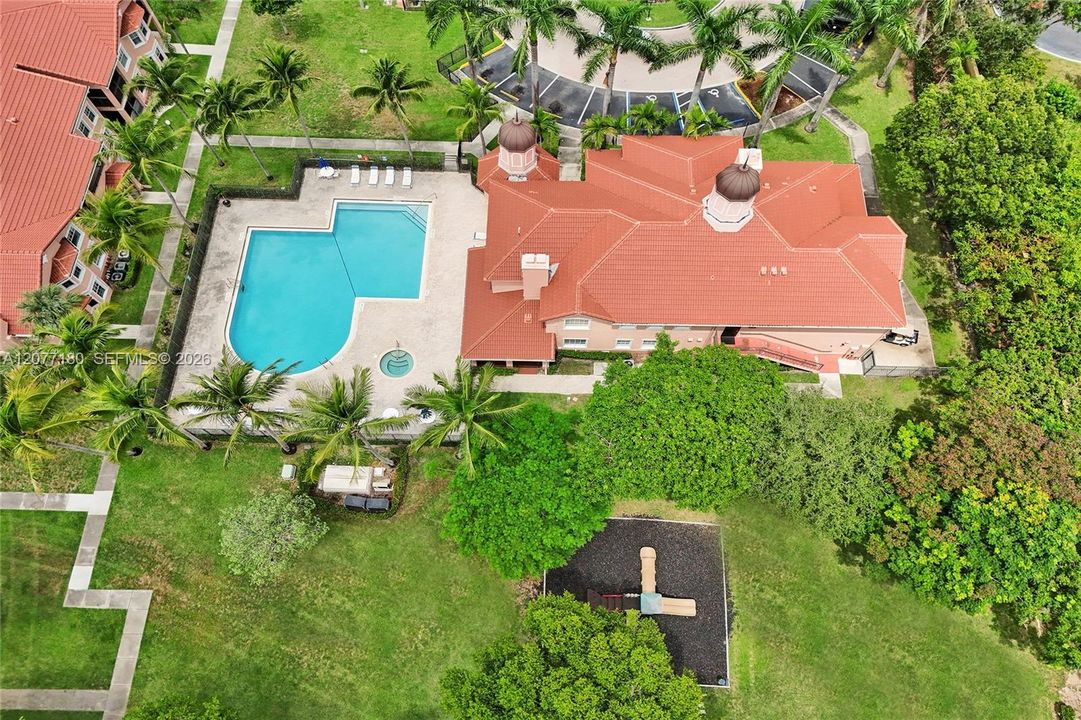 En Venta: $200,000 (1 camas, 1 baños, 878 Pies cuadrados)