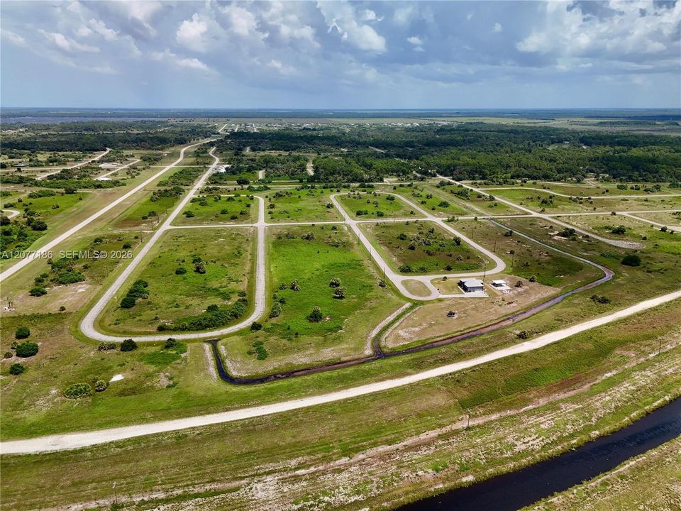 En Venta: $30,000 (0.45 acres)