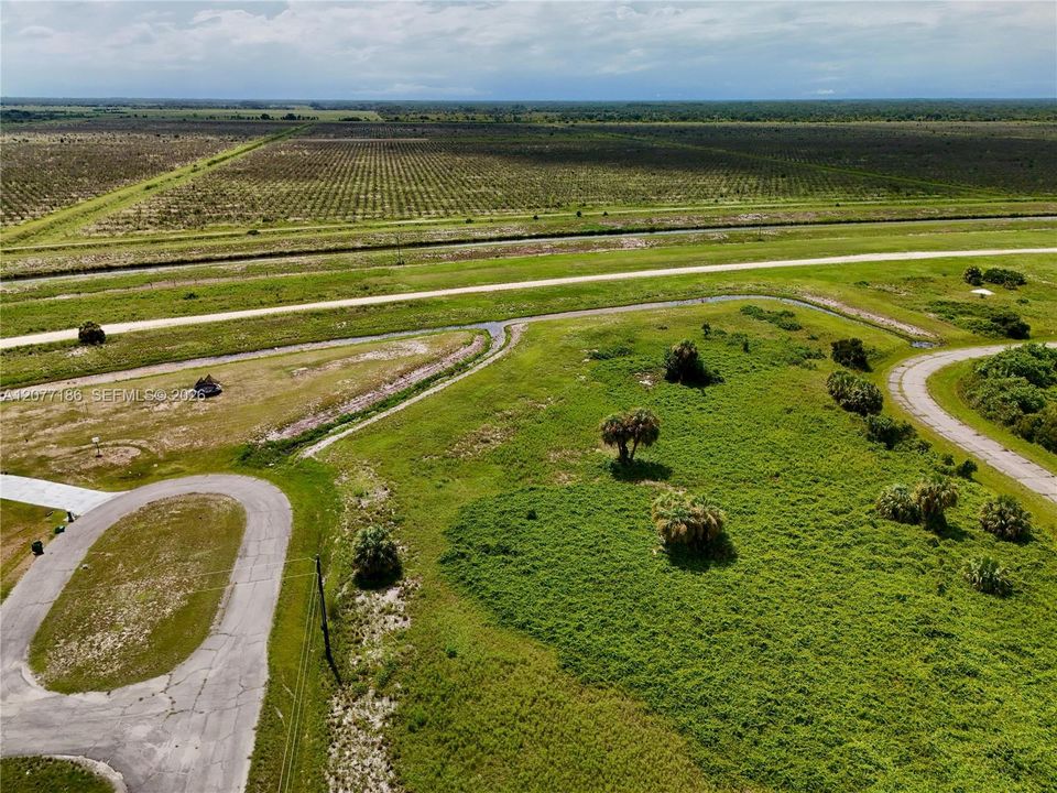 En Venta: $30,000 (0.45 acres)