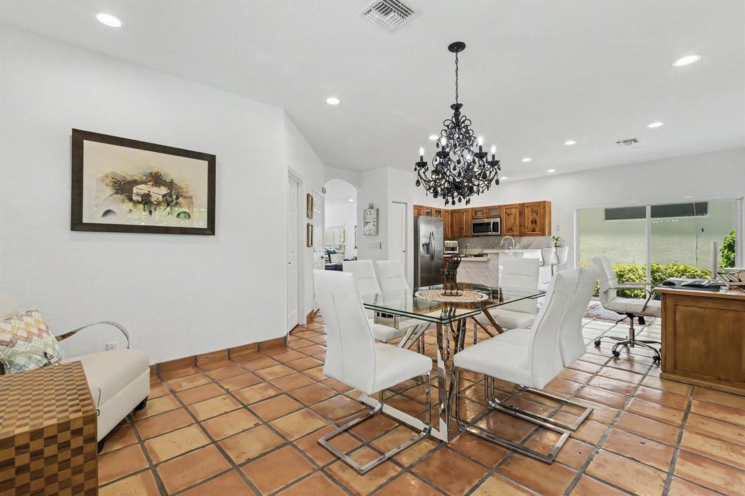 Dinning/Kitchen