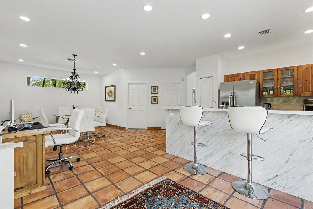 Dinning/Kitchen5