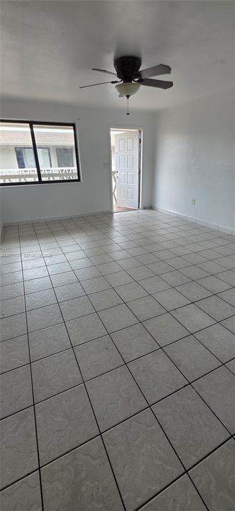 For Rent: $2,000 (2 beds, 1 baths, 4580 Square Feet)