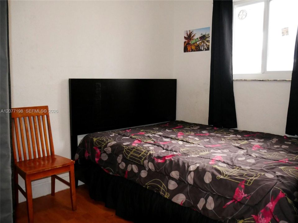 En Venta: $599,999 (4 camas, 3 baños, 1718 Pies cuadrados)