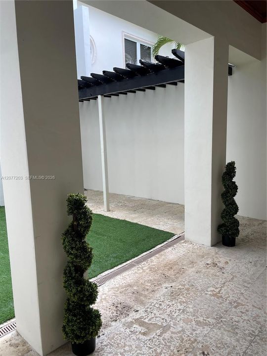 For Rent: $15,000 (4 beds, 4 baths, 2764 Square Feet)