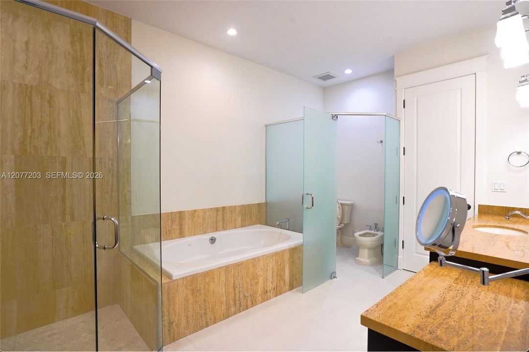 For Rent: $15,000 (4 beds, 4 baths, 2764 Square Feet)
