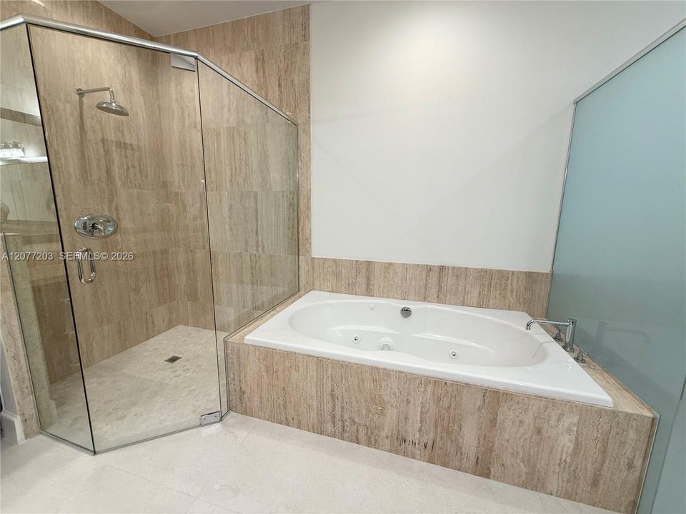For Rent: $15,000 (4 beds, 4 baths, 2764 Square Feet)