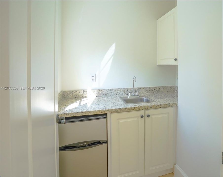 For Rent: $15,000 (4 beds, 4 baths, 2764 Square Feet)